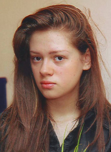 Portraitfoto der gesuchten 17-jhrigen